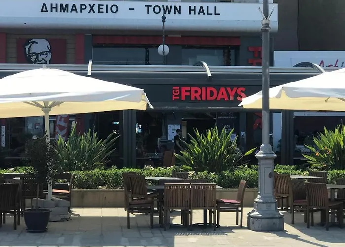 Queen Victoria Sea View Apartmán *