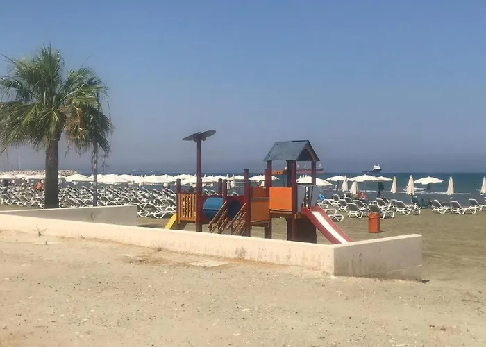 Apartment Queen Victoria Sea View Larnaca