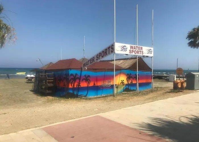 Apartment Queen Victoria Sea View Larnaca